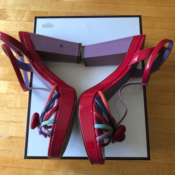 Coach Jennifer  7.5 - Picture 3 of 9